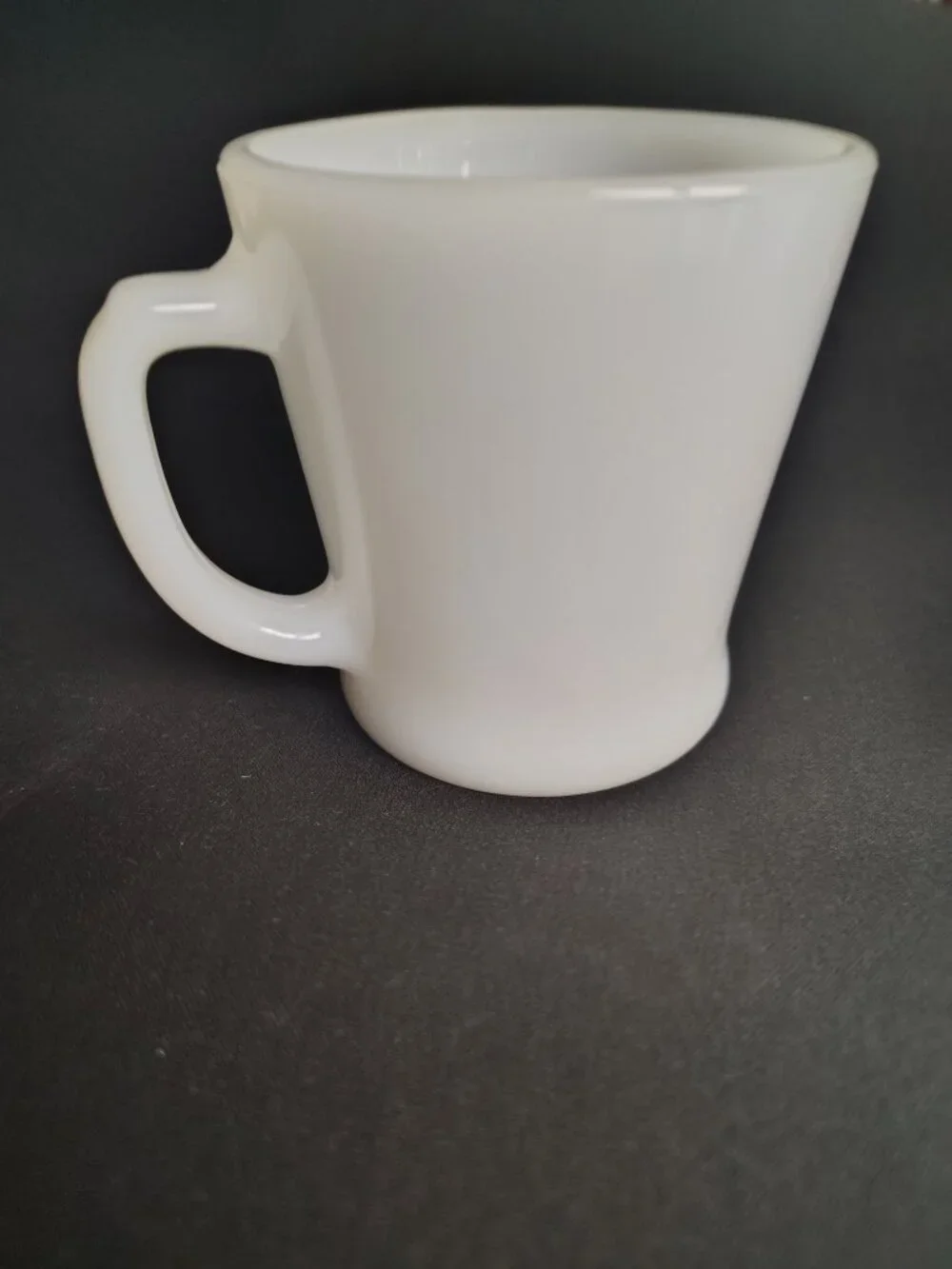Vintage Anchor Hocking FIRE KING Oven Ware MUG CUP with D Handle; Flat Bottom